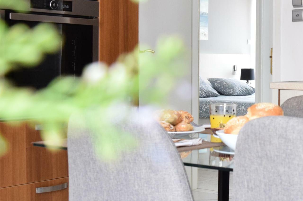 Poseidon By Heloni Apartments Piraeus Ngoại thất bức ảnh