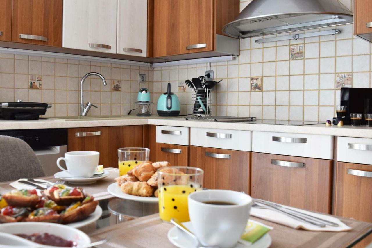 Poseidon By Heloni Apartments Piraeus Ngoại thất bức ảnh